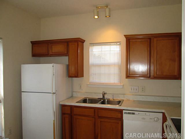 9439  Kimmel Lane Charlotte North Carolina 28216