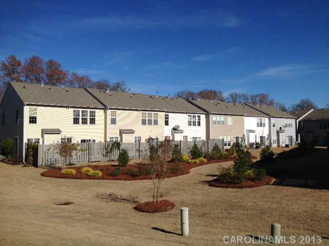 10240  Garmoyle Street Charlotte North Carolina 28277