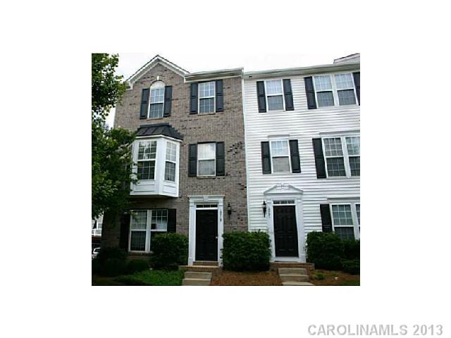 15713  Castle Watch Avenue Charlotte North Carolina 28277