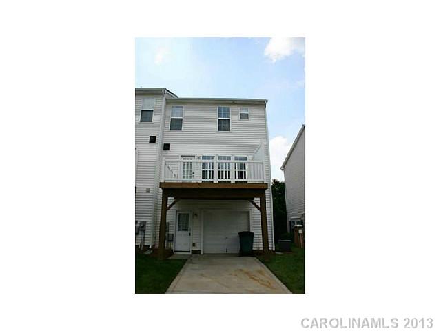 15713  Castle Watch Avenue Charlotte North Carolina 28277