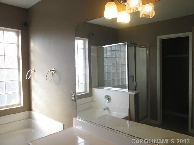 10354  Gold Pan Road Charlotte North Carolina 28215