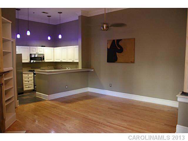 718 W Trade Street Charlotte North Carolina 28202