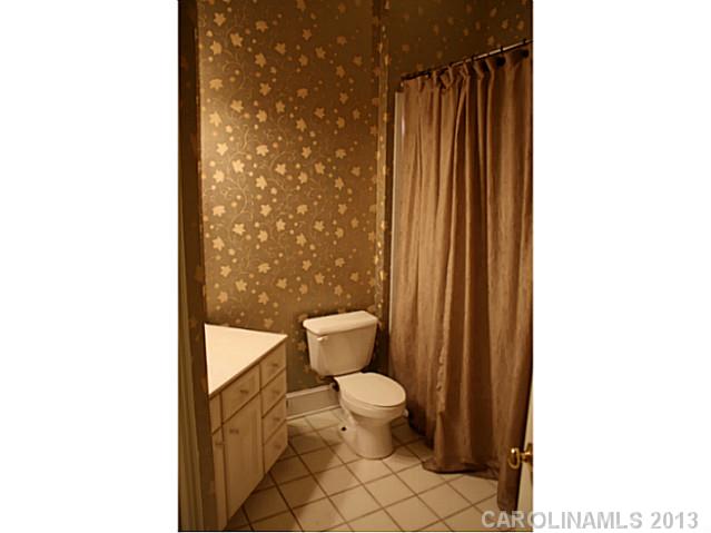 718 W Trade Street Charlotte North Carolina 28202