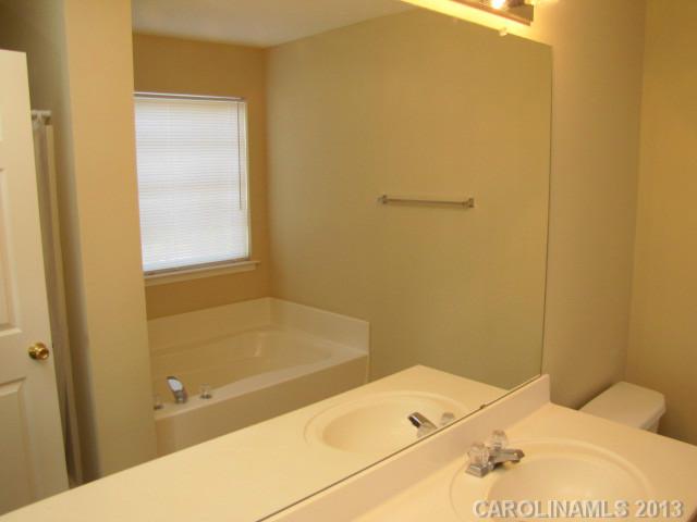 5026  Cello Court Charlotte North Carolina 28215