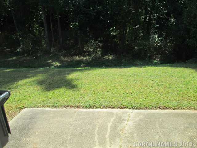 2717  Fairstone Avenue Charlotte North Carolina 28269