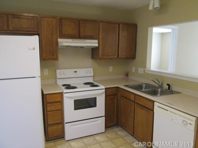 2717  Fairstone Avenue Charlotte North Carolina 28269