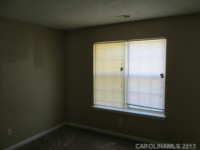 2717  Fairstone Avenue Charlotte North Carolina 28269