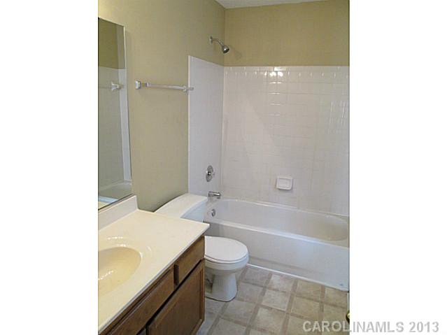 2717  Fairstone Avenue Charlotte North Carolina 28269