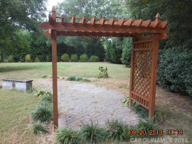 521  Gray Drive Charlotte North Carolina 28213