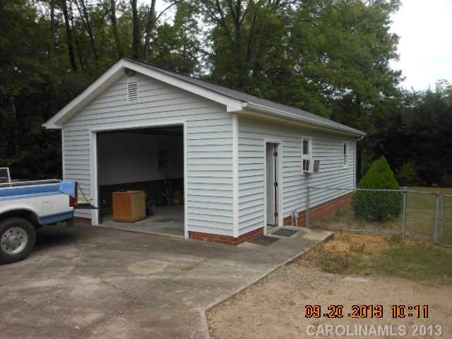 521  Gray Drive Charlotte North Carolina 28213