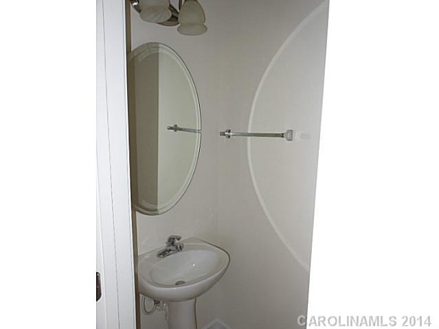 928  Old Forester Lane Charlotte North Carolina 28214