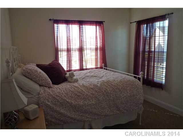 10704  Parnie Court Charlotte North Carolina 28213