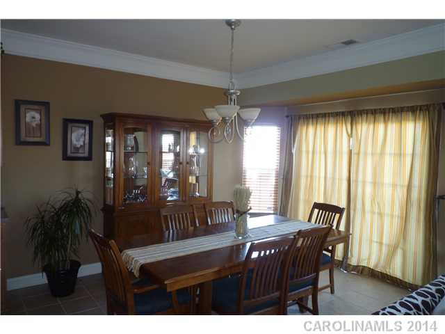 10704  Parnie Court Charlotte North Carolina 28213