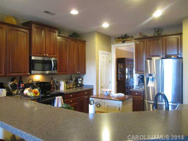 105  Village Glen Way Mount Holly North Carolina 28120