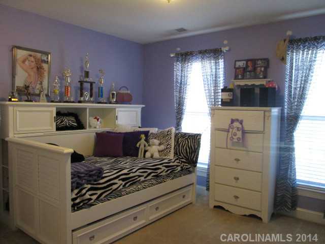 105  Village Glen Way Mount Holly North Carolina 28120