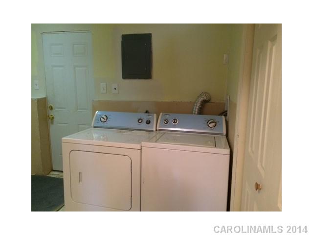 8110  Stem Court Charlotte North Carolina 28227