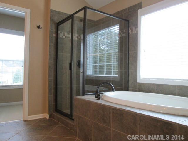 9902  Barrands Lane Charlotte North Carolina 28278