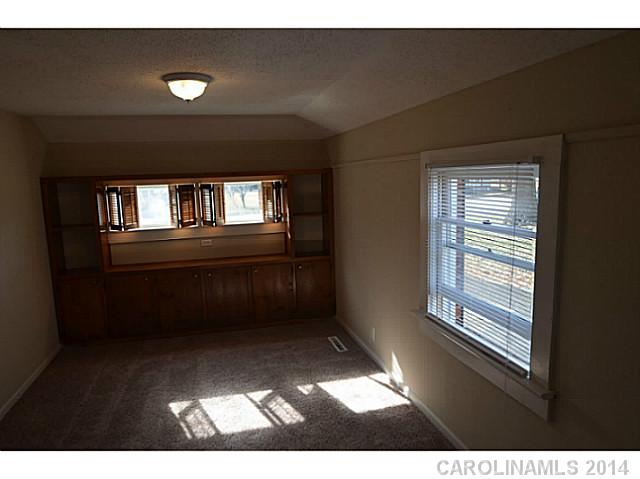 2209  Lane Street Kannapolis North Carolina 28083