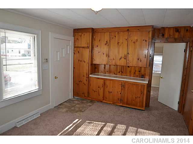 2209  Lane Street Kannapolis North Carolina 28083