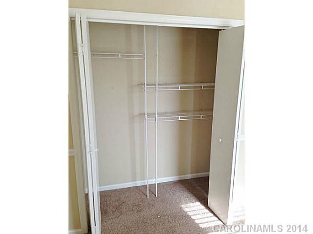 2112  Heather Glen Lane Charlotte North Carolina 28208