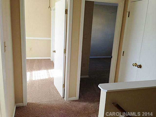 2112  Heather Glen Lane Charlotte North Carolina 28208