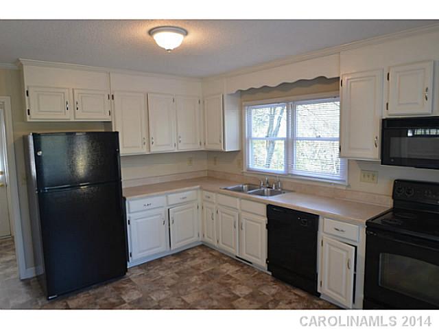 1015  Owen Boulevard Charlotte North Carolina 28213