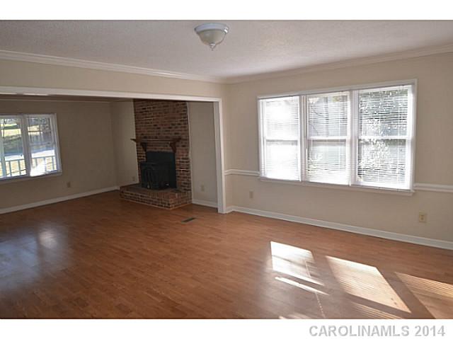 1015  Owen Boulevard Charlotte North Carolina 28213