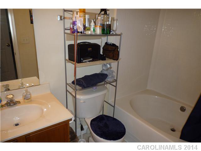 7124  Red Bud Circle Charlotte North Carolina 28214