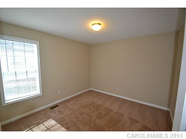 1906  Woodlawn Street Kannapolis North Carolina 28083