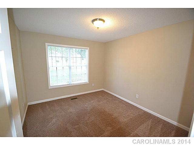 1906  Woodlawn Street Kannapolis North Carolina 28083