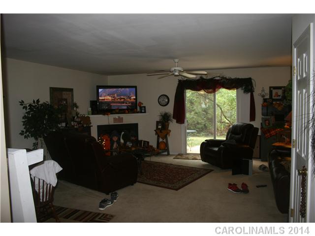 7515  Pilot Cove Court Denver North Carolina 28037