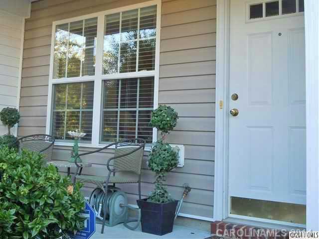10007  Reindeer Way Lane Charlotte North Carolina 28216