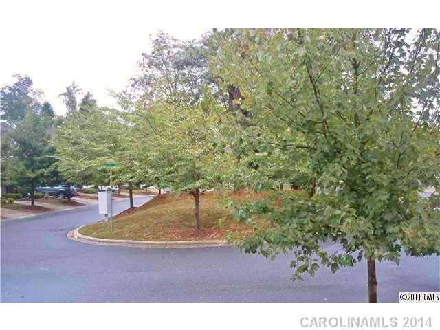 10007  Reindeer Way Lane Charlotte North Carolina 28216