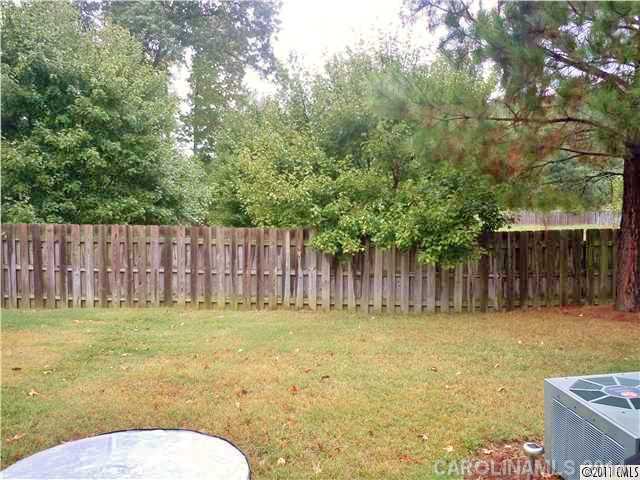 10007  Reindeer Way Lane Charlotte North Carolina 28216