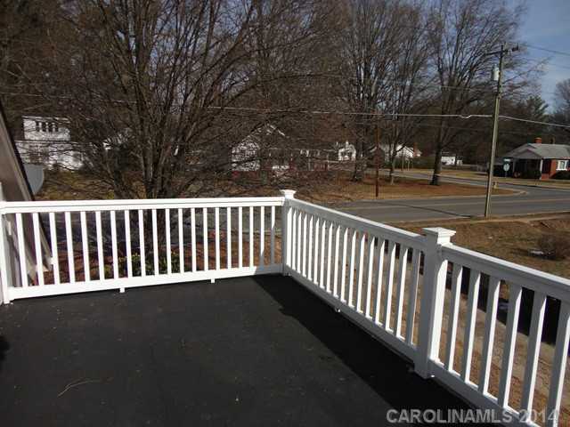 639 E Iredell Avenue Mooresville North Carolina 28115