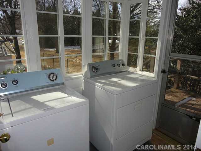 639 E Iredell Avenue Mooresville North Carolina 28115