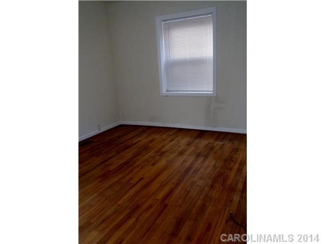 101 N Race Street Statesville North Carolina 28677