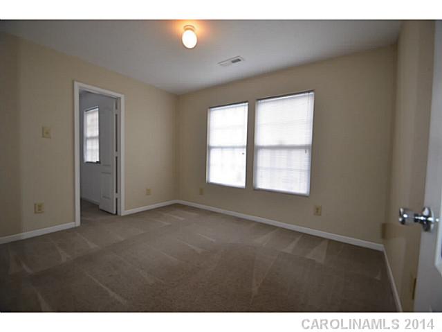 5401  Hammermill Drive Harrisburg North Carolina 28075