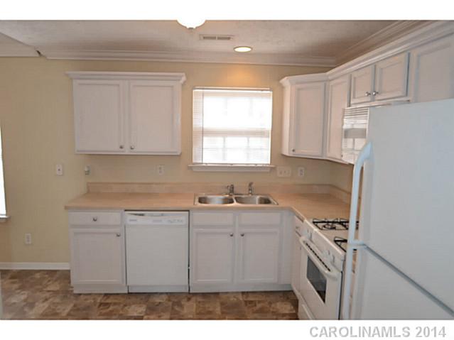 2625  Fairstone Avenue Charlotte North Carolina 28269