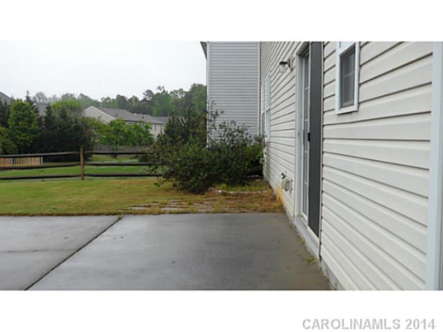 17313  Westmill Lane Charlotte North Carolina 28277
