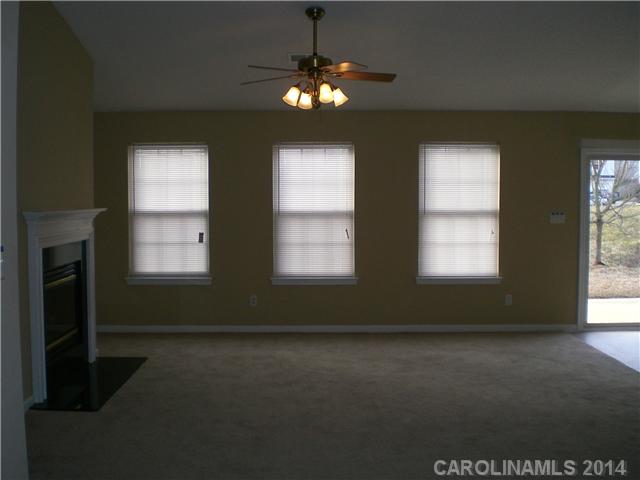 12136  Harpley Court Charlotte North Carolina 28215