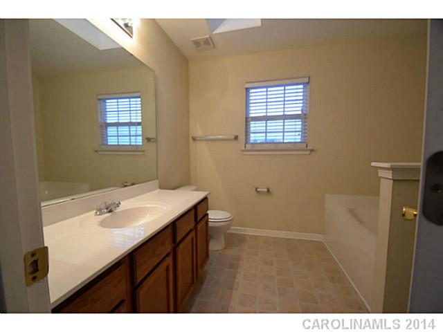 2355  Wexford Way Statesville North Carolina 28625