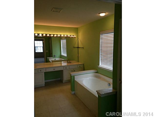 2013  Arbor Crest Court Charlotte North Carolina 28262