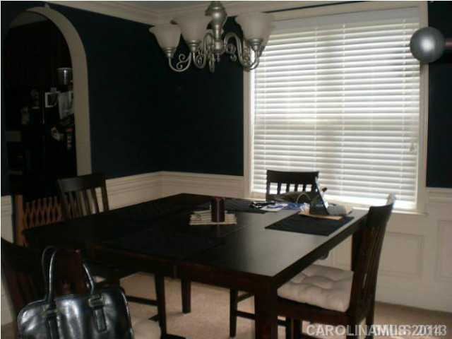 2713  Black Cherry Drive Charlotte North Carolina 28262