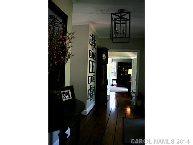 1441  Runnymede Lane Charlotte North Carolina 28211