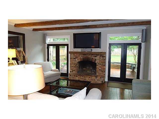 1441  Runnymede Lane Charlotte North Carolina 28211