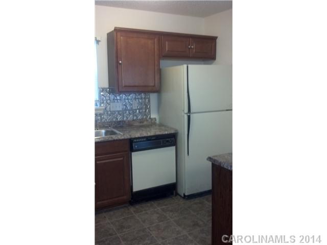 6309  Windsor Gate Lane Charlotte North Carolina 28215