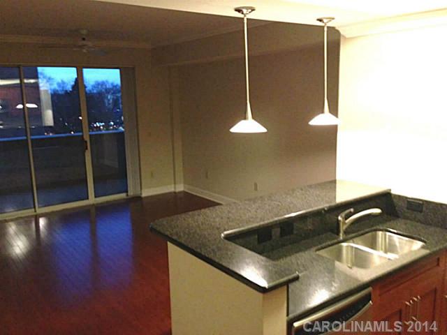 300 W 5th Street Charlotte North Carolina 28202