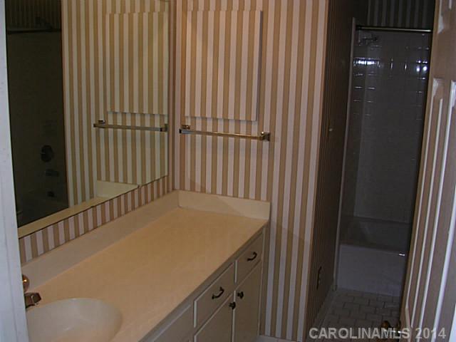 2529  Quail Lake Drive Charlotte North Carolina 28210