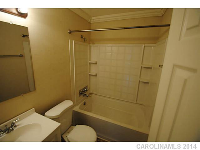 8711  Farmwood Court Charlotte North Carolina 28214